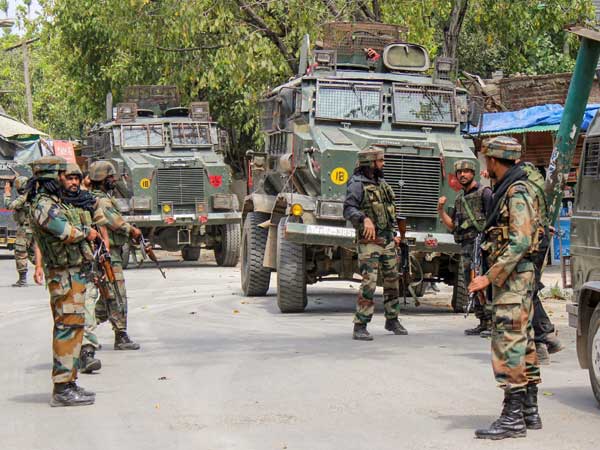 RSS leader attacked by militants in j&k RSS leader attacked by militants in j&k