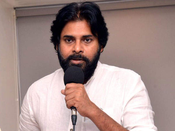 ఇక ఎన్నికల ప్రచార సభల్లో తన చదువుపై పొంతనలేకుండా మాట్లాడిన పవన్ కళ్యాణ్