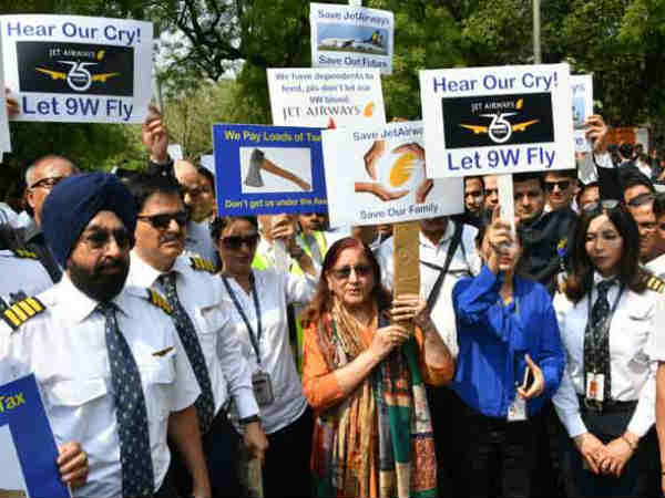 Jet employees not to speak with media at this movement, Jet employees not to speak with media at this movement,