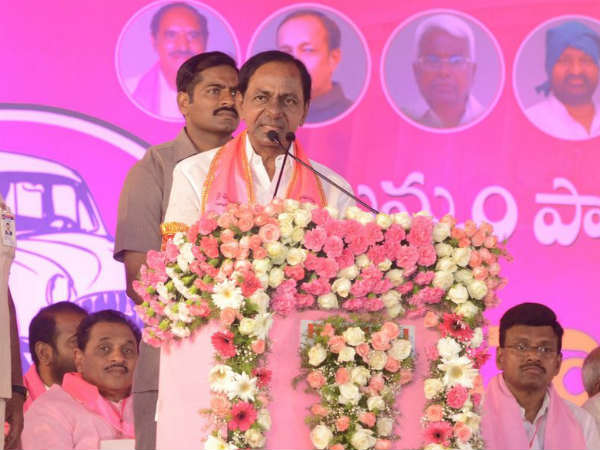 అప్పట్లో డబ్బులు కలెక్ట్ చేసేవారు కాబట్టి కలెక్టర్లయ్యారు,