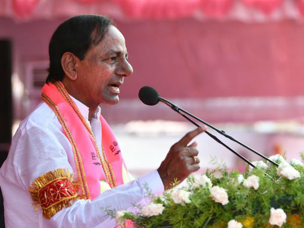 టిఆర్ఎస్ నుండి గవర్నర్ లు, విదేశీ రాయబారులు :సీఎం కేసీఆర్