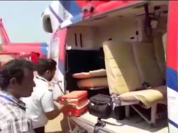 Election Commission On duty Officers checked Kumaraswamys luggage also Election Commission On duty Officers checked Kumaraswamys luggage also
