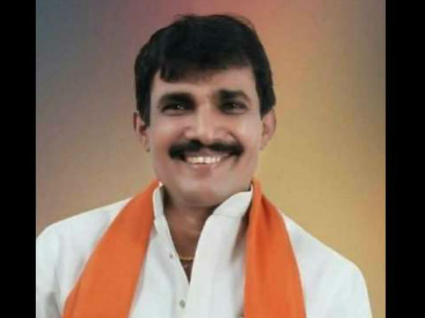 బహిరంగ సభలో !