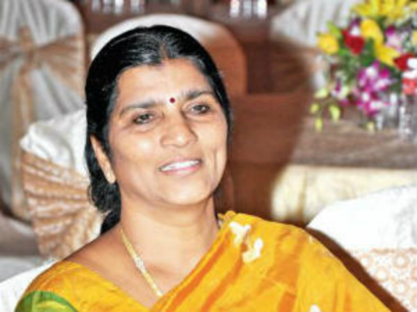 డీజీపీని కలిసిన లక్ష్మీ పార్వతి.. కోటి పై చర్యలు తీసుకోవాలని విజ్ఞప్తి