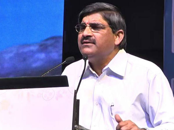 ఎల్వీ వెనుక ఉన్నదెవరు..