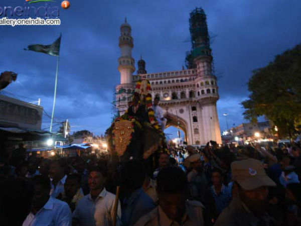 న్యాయస్థానం ఆదేశాలతో నిషేధం