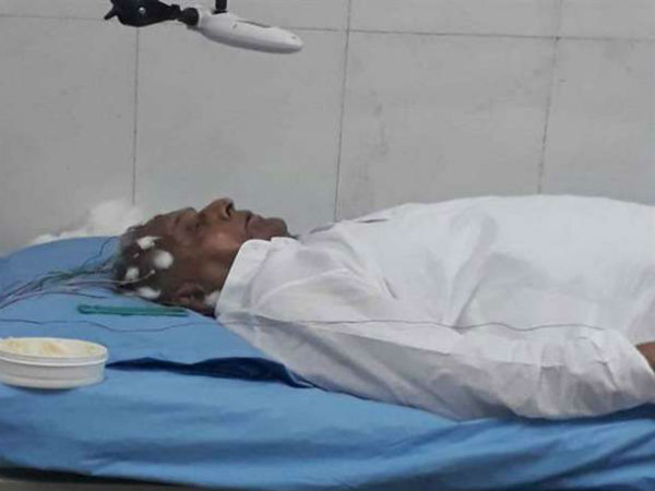 Samajwadi Party patriarch Mulayam Singh Yadav rushed to hospital in Lucknow Samajwadi Party patriarch Mulayam Singh Yadav rushed to hospital in Lucknow