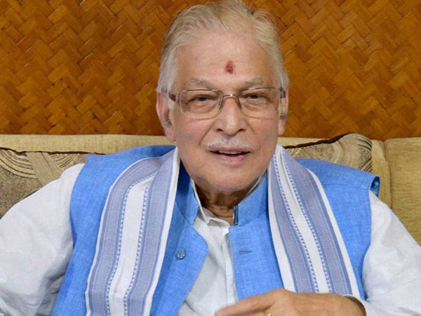 ఇదేనా మీరిచ్చే గౌరవం ?
