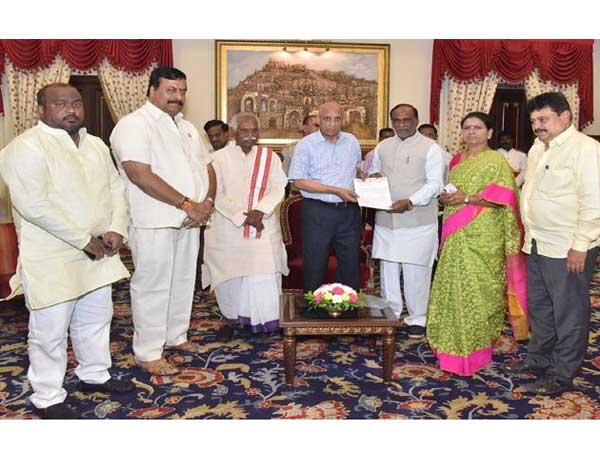 ఇదే సరైన సమయం..! విపక్షాల పాత్ర