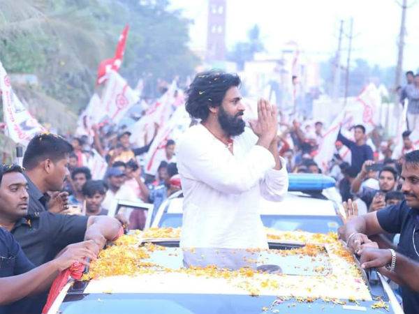 క్రిష్ణం రాజుతో మెగా కుటుంబానికి సత్సంబందాలు..! మరి ఈభిమానులు ఎటువైపు..?