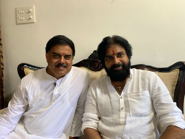 Jana Sena Party Chief Pawan Kalyan visits Venkateswara Swamy temple Jana Sena Party Chief Pawan Kalyan visits Venkateswara Swamy temple