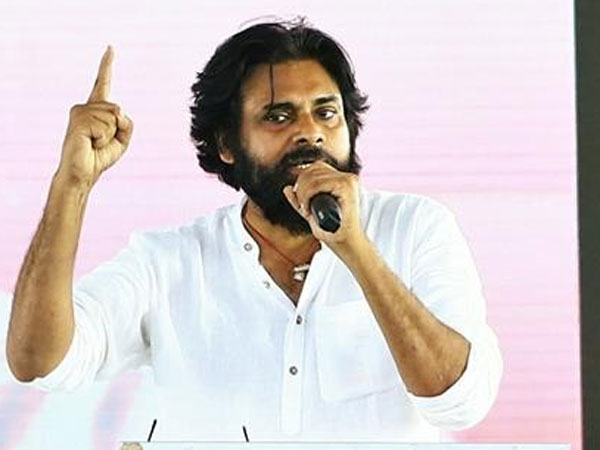 దౌర్జన్యం చేసినా సహించటానికి తానుచిరంజీవిని కాదన్న పవన్