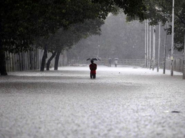Major cyclone in the making; may cross North TN coast Major cyclone in the making; may cross North TN coast