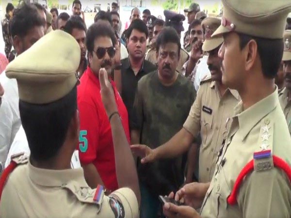 విజయవాడలో లక్ష్మీస్ ఎన్టీఆర్ పై వర్మ ప్రెస్ మీట్ పెట్టేందుకు యత్నం