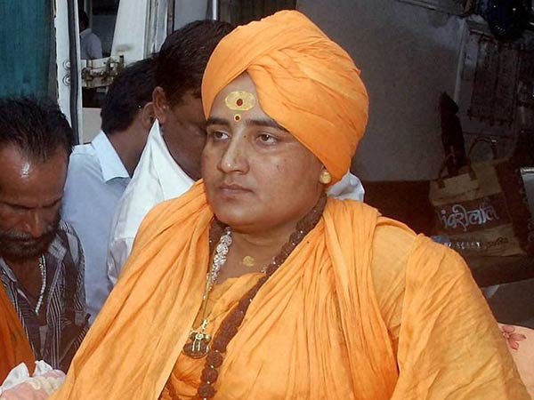 బాబ్రీమసీద్ వ్యాఖ్యలపై ప్రగ్యా పై కేసు నమోదు