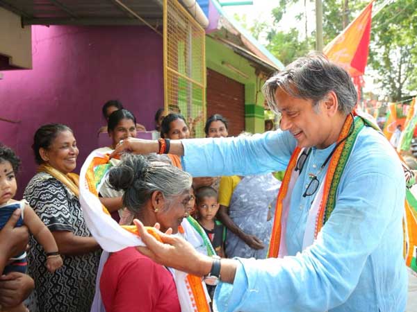 త్వరలోనే శశిథరూర్ ప్రచారం
