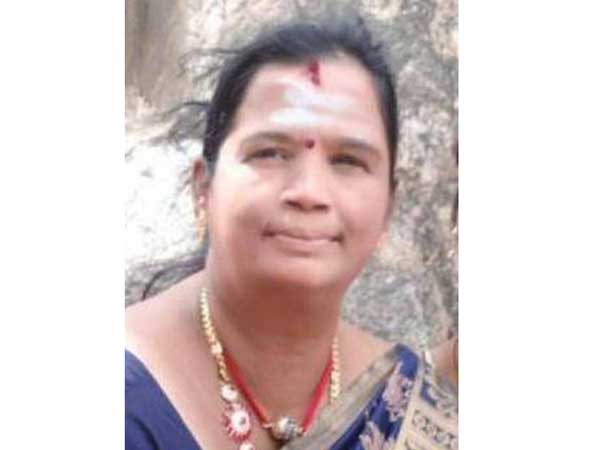 బ్రహ్మాండంగా దందా.. వాలంటరీ రిటైర్మెంట్