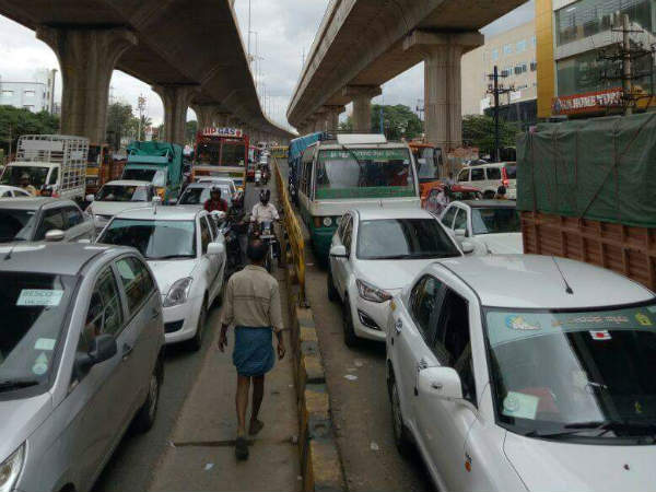 the vehicle population in the Bengaluru city has crossed 80.90 lakh. the vehicle population in the Bengaluru city has crossed 80.90 lakh.