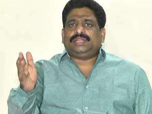 తాత విద్యలు, తండ్రి గుణగణాలు..