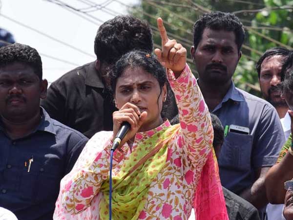 వైసీపీ నవరత్నాల ముందు టీడీపీ పథకాలు పనిచెయ్యలేదు