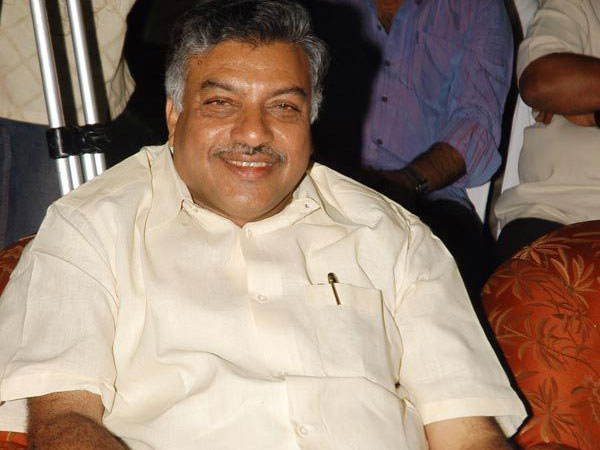 రాజకీయ దురుద్దేశమే విగ్రహాల తొలగింపుకు కారణం అన్న యార్లగడ్డ