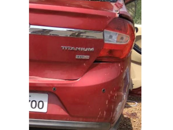 five people died after car met accident with lorry in karnataka five people died after car met accident with lorry in karnataka