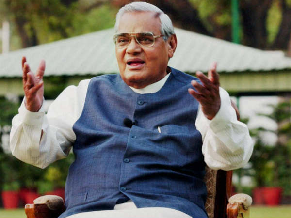 1999లో ఆదుకున్న వాజ్ పేయి ఛరిష్మా..