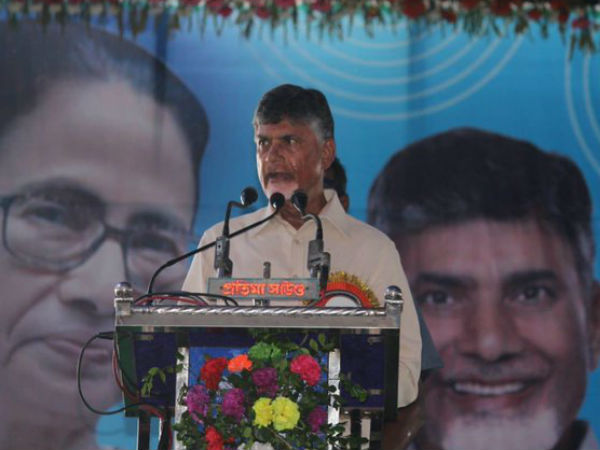 ఏటీఎంలను దిష్టిబొమ్మలుగా మార్చారు: