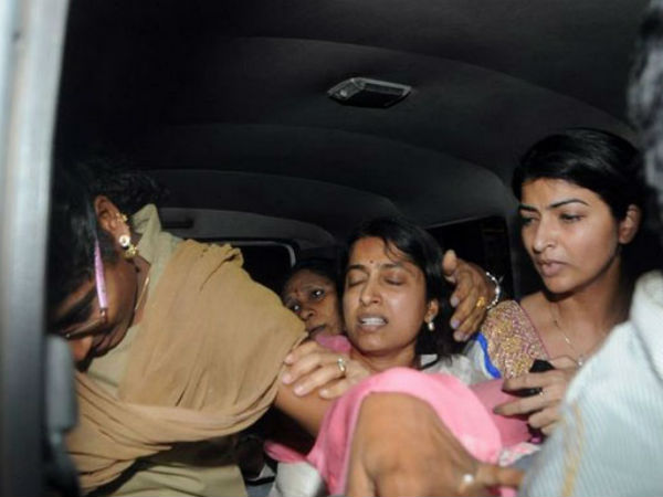 నాడు భారతిని అవమానించారు..