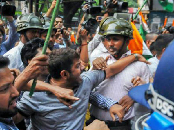 బీజేపీ కార్యకర్త హత్య