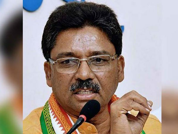 డీకే. శివకుమార్ ఫైర్