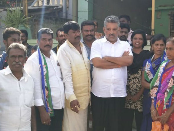 YSRCP Chandragiri Assembly candidate Chevireddy Bhaskar Reddy alleged on Collector for Re polling YSRCP Chandragiri Assembly candidate Chevireddy Bhaskar Reddy alleged on Collector for Re polling