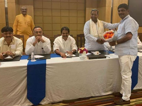 కాంగ్రెస్ ఎమ్మెల్యేలు