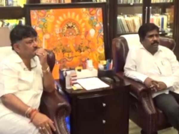 కిలాడీ లీడర్స్