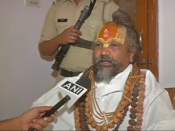 FIR registered against Computer baba for violating model code of conduct in Madya Pradesh FIR registered against Computer baba for violating model code of conduct in Madya Pradesh