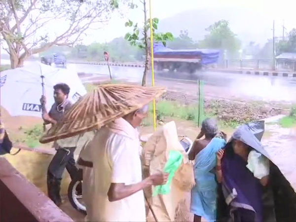 అతలాకుతలం కానున్న ఉత్తరాంద్ర..! ముందస్తు జాగ్రత్తలు తీసుకుంటున్న ప్రభుత్వం..!!