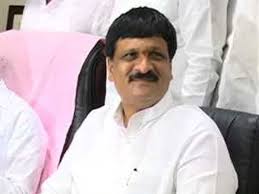 TRS MLA mynampally hanumanta rao injured in the accident TRS MLA mynampally hanumanta rao injured in the accident