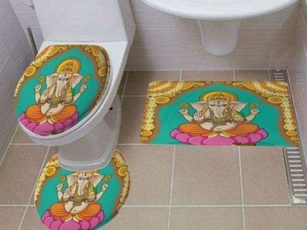 Amazon sells toilet covers with Hindu gods Photos on its portal Amazon sells toilet covers with Hindu gods Photos on its portal