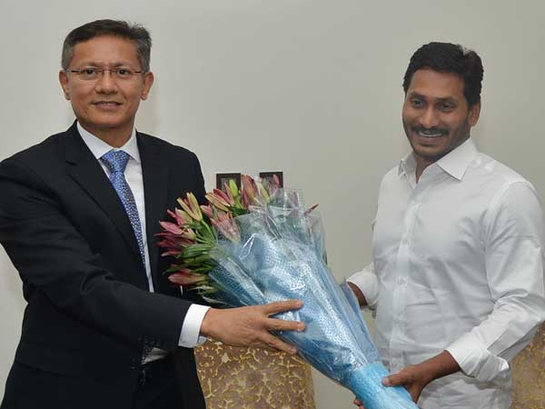 సీఎస్గా సవాంగ్...నిఘా బాస్గా స్టీఫెన్