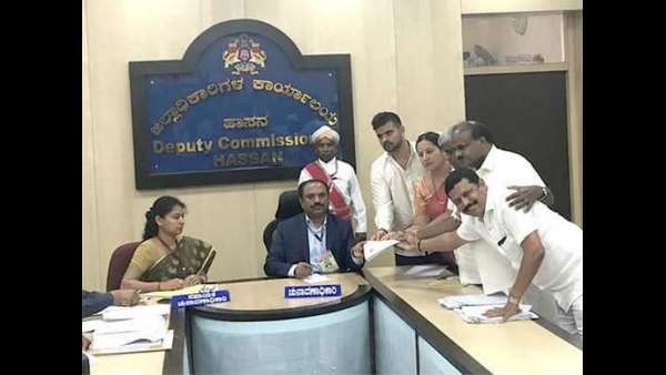 నివేదిక ఇవ్వండి
