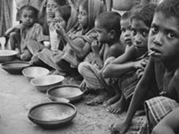 మట్టి తిని తనువు చాలించిన చిన్నారులు