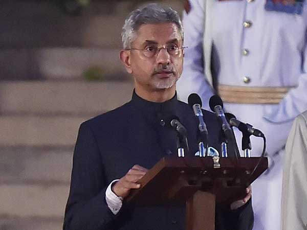ఇదీ నేపథ్యం ...