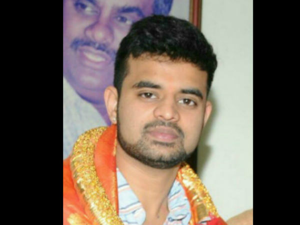ఎవరి కోసం త్యాగం !