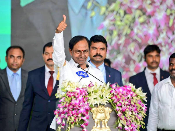చరిత్రలో నిలిచిపోవాలి..! రాజశేఖర్ రెడ్డిని మరిపించాలన్న ఉద్యమ నేత..!!