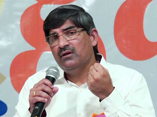 జగన్తో ఎల్వీ సుబ్రమణ్యం భేటీ..