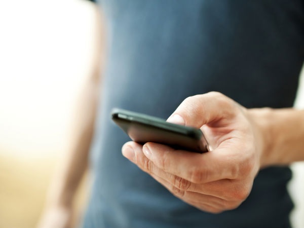 A young man committed suicide only for cell phone A young man committed suicide only for cell phone