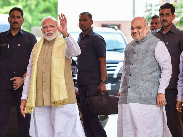 ఇప్పుడు ప్రధానిగా మోడీ..! దేశ హోంమంత్రిగా అమీత్ షా..!!