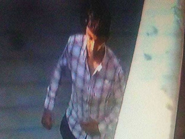 సీసీ కెమెరాలో రికార్డైన దృశ్యాలు