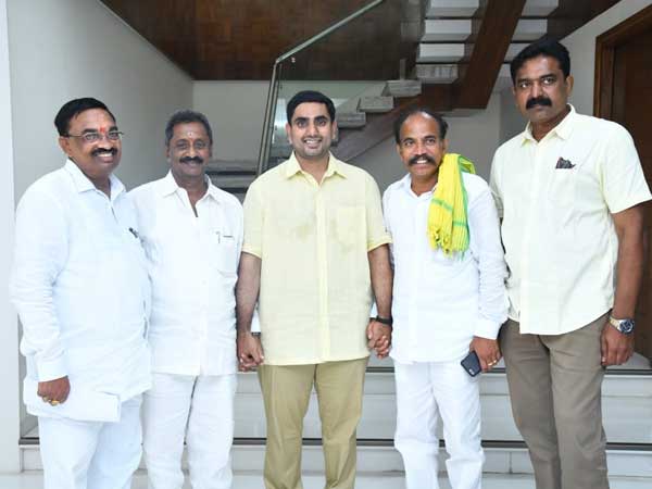 After Poll results, first time Nara Lokesh meets Party workers After Poll results, first time Nara Lokesh meets Party workers