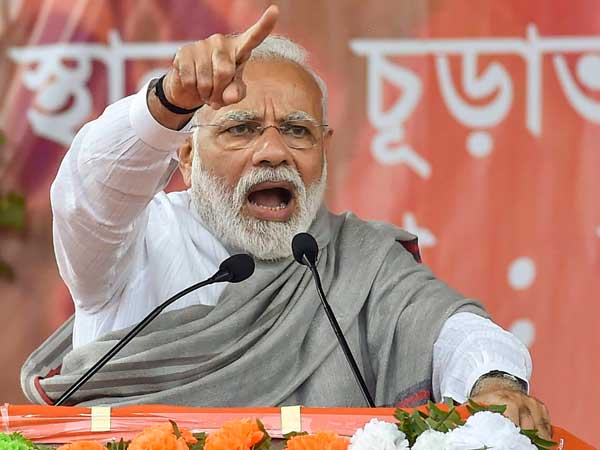 అహ్మాదాబాద్లో మోదీకి ఘన స్వాగతం